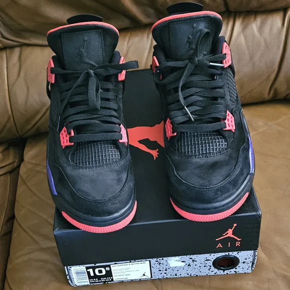 Men's Nike Air Jordan 4 Retro NRG Raptors OVU Drake Size 10.5 (EXCELLENT SHAPE) - Picture 5 of 14